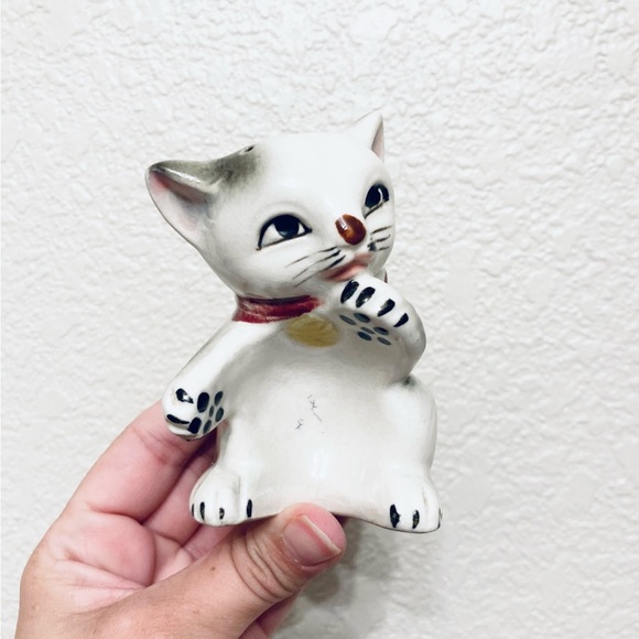 Vintage lucky cat ceramic white kitty cat figurine Japan Shaker - Picture 8 of 11
